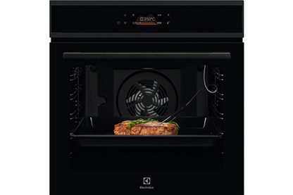 Four encastrable Electrolux EOE8P19WH